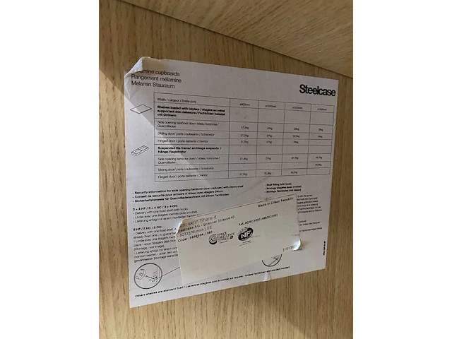 Steelcase - houten 2-deurs kast - afbeelding 6 van  14
