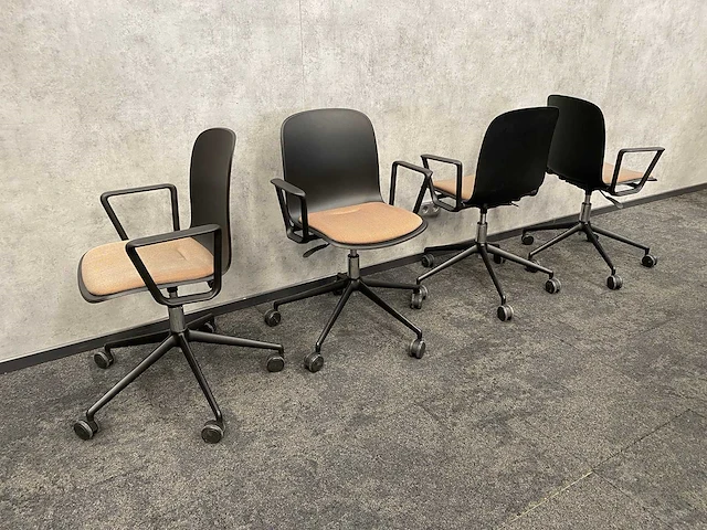 Steelcase/ gispen - 6p conferentieset 210x100 - afbeelding 11 van  25