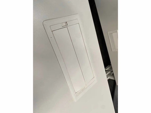 Steelcase/ howe - mobiele nestelbare vergaderset - 16 personen - afbeelding 6 van  31