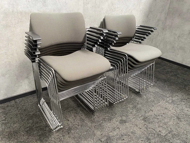 Steelcase/ howe - mobiele nestelbare vergaderset - 16 personen - afbeelding 27 van  31