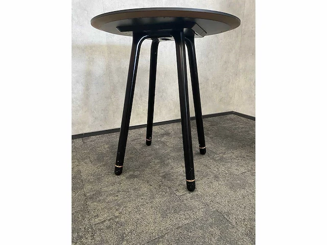 Steelcase/ johanson design - 4 persoons barset ø92 cm. - afbeelding 7 van  18