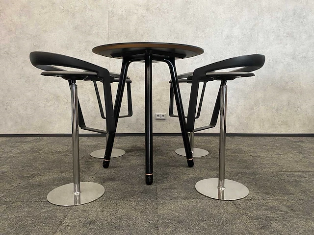 Steelcase/ johanson design - 4 persoons barset ø92 cm. - afbeelding 16 van  18