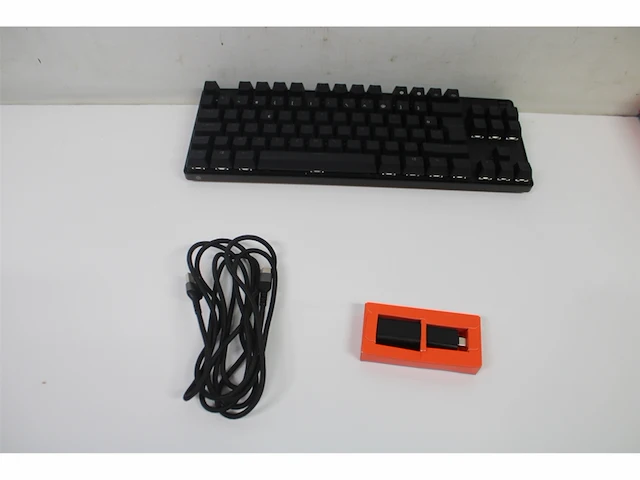 Steelseries apex pro tkl wireless gaming keyboard (2023) fr azerty layout - afbeelding 4 van  4