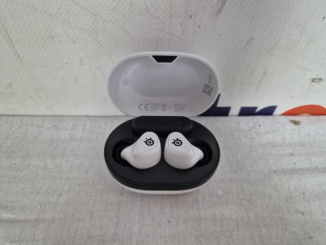 Steelseries arctis gamebuds - wit - afbeelding 4 van  4