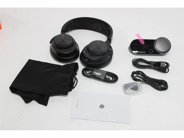 Steelseries arctis nova pro high-res gaming headset - pc, ps5/ps4 & switch zwart - afbeelding 5 van  6