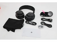 Steelseries arctis nova pro high-res gaming headset - pc, ps5/ps4 & switch zwart - afbeelding 5 van  6