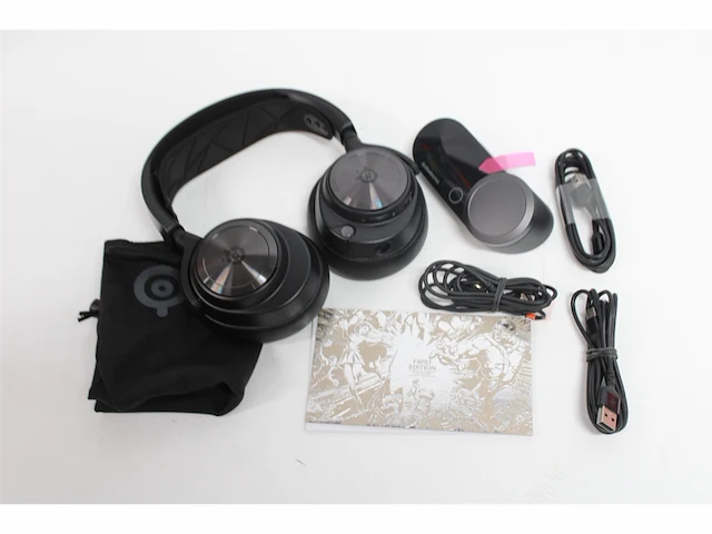 Steelseries arctis nova pro high-res gaming headset - pc ps5/ps4 & switch zwart - afbeelding 5 van  6