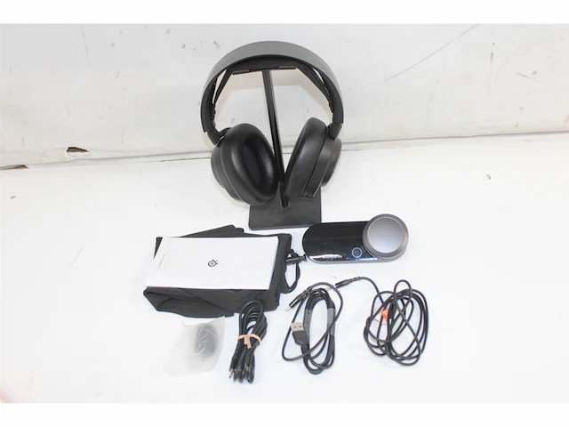 Steelseries arctis nova pro high-res gaming headset pc ps5/ps4 & switch zwart - afbeelding 5 van  6