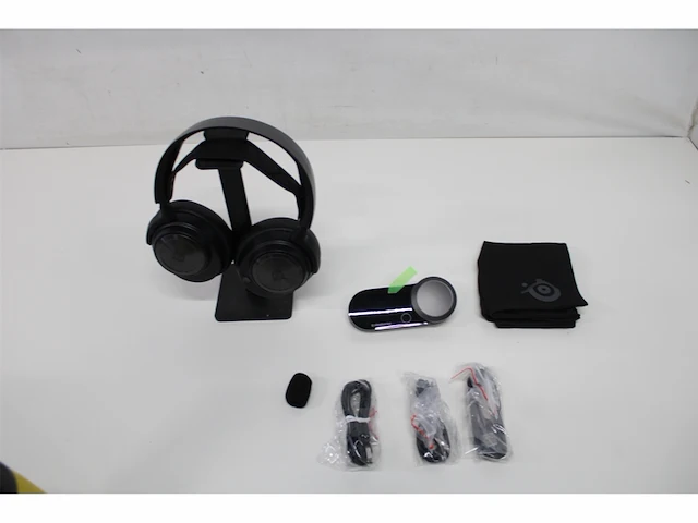 Steelseries arctis nova pro high-res gaming headset pc ps5/ps4 & switch - afbeelding 5 van  6