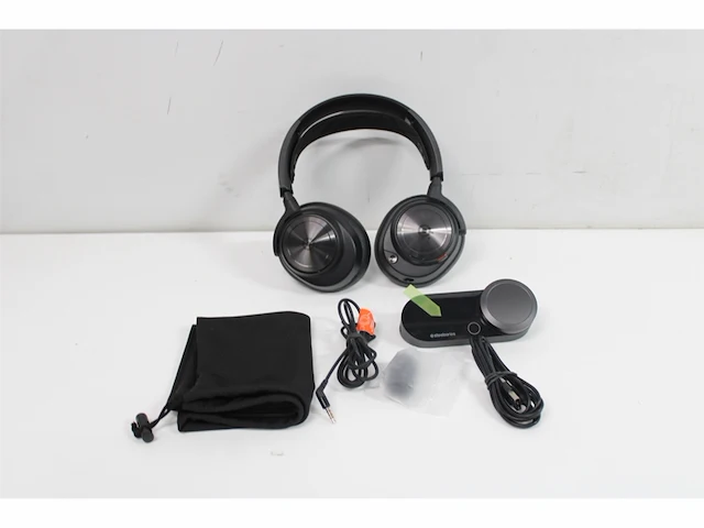 Steelseries arctis nova pro high-res gaming headset zwart - afbeelding 5 van  6
