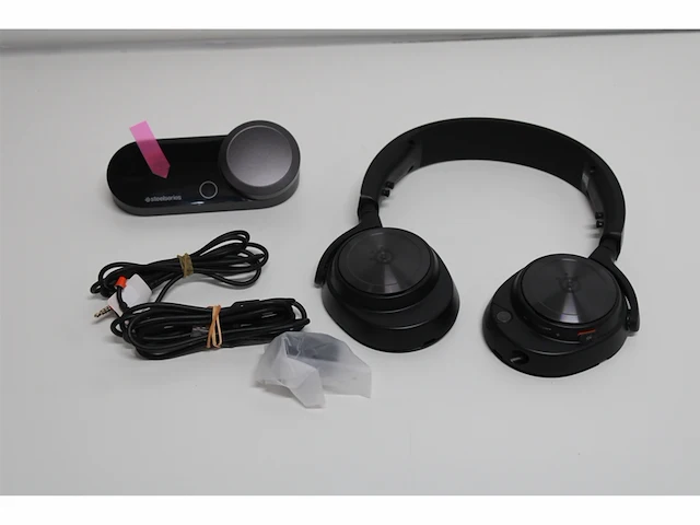 Steelseries arctis nova pro highres gaming headset pc ps5/ps4 & switch - afbeelding 5 van  6