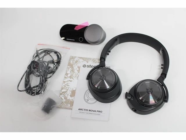 Steelseries arctis nova pro highres gaming headset pcps5/ps4 & switch zwart - afbeelding 5 van  6
