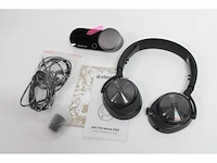 Steelseries arctis nova pro highres gaming headset pcps5/ps4 & switch zwart - afbeelding 5 van  6