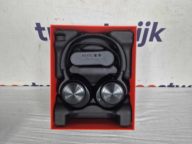 Steelseries arctis nova pro wireless - draadloze gaming headset - afbeelding 3 van  3