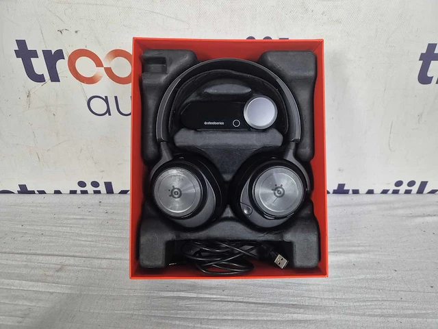 Steelseries arctis nova pro wireless - zwart - afbeelding 3 van  3