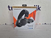 Steelseries arctis pro wireless - draadloze gaming headset - pc & ps5 - afbeelding 2 van  2
