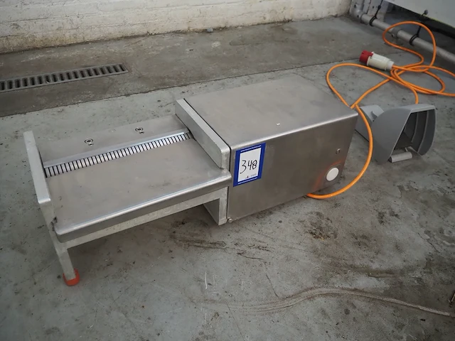 Steen skinning corporation bvba - afbeelding 2 van  9