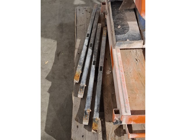 Steen-tafelzaagmachine - 600mm - 230v euro shatal, ts351-45, bouwjaar 2016 - afbeelding 10 van  11