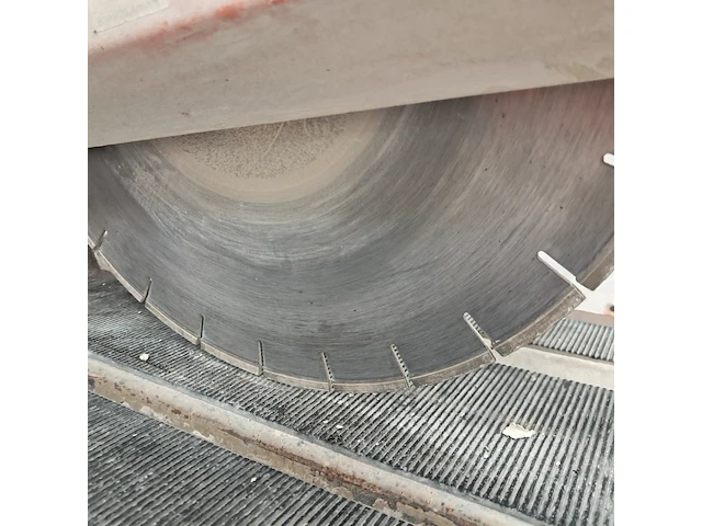 Steen-tafelzaagmachine - 600mm - 230v euro shatal, ts351-45, bouwjaar 2020 - afbeelding 7 van  8