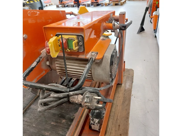 Steen-tafelzaagmachine - 600mm - 230v euro shatal, ts351, bouwjaar 2012 - afbeelding 2 van  11