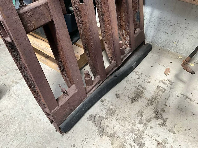 Steenklem hydraulische - afbeelding 8 van  9