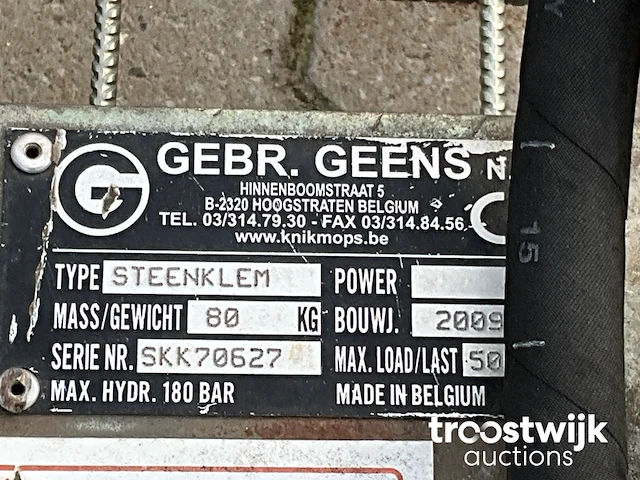 Steenklem ten behoeve van knikmops - afbeelding 4 van  13