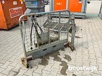 Steenklem ten behoeve van knikmops - afbeelding 6 van  13