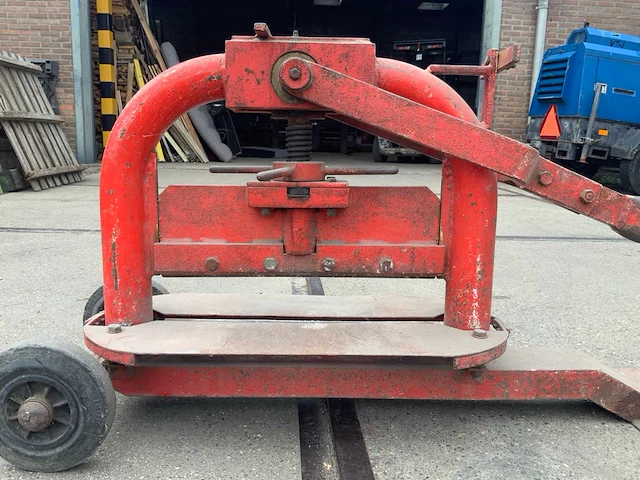 Steenknipper - afbeelding 3 van  3