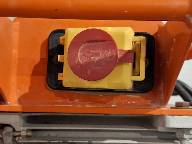 Steenzaag verstelbaar euro shatal, ts351-45, bouwjaar 2016, l=600mm h=105mm/90° 80mm/45° 230v ~ - afbeelding 2 van  13