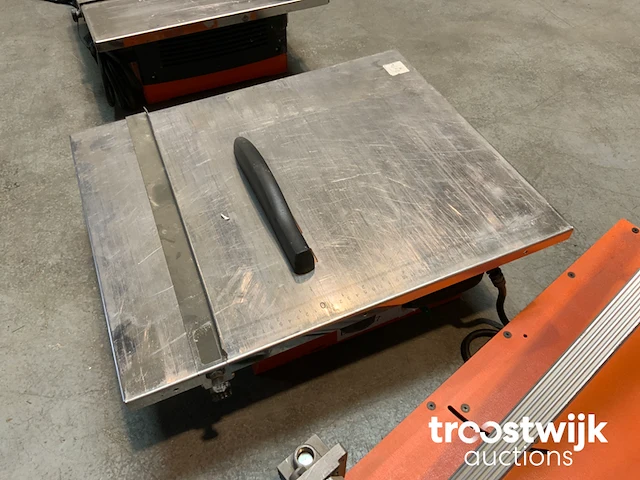 Steenzaagtafel - afbeelding 1 van  2