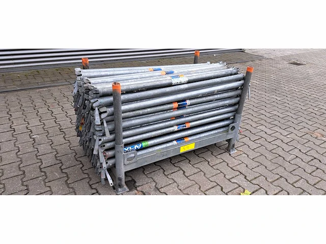 Steiger ligger klein (100x) - afbeelding 1 van  2