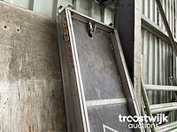 Steiger - afbeelding 2 van  8