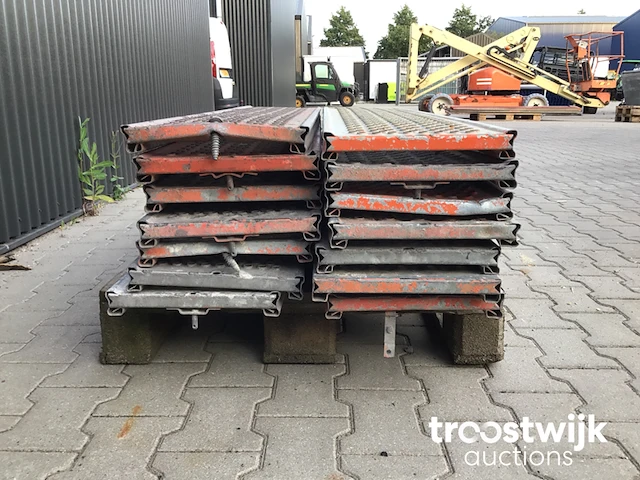 Steiger - afbeelding 4 van  8