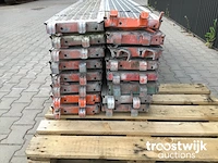 Steiger - afbeelding 7 van  8