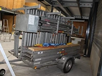 Steigeraanhanger met rolsteiger lsc bestaande uit 9 zijdelen, vier wielen, 4 loopplanken, 2 zijsteunen, le... - afbeelding 2 van  4