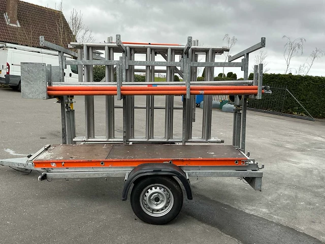 Steigeraanhanger met rolsteiger - afbeelding 12 van  17