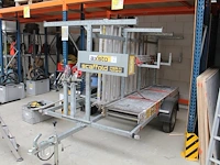 Steigeraanhanger scaffold axsto met steigeronderdelen w.o. 4 zijdelen, 2 leuningdelen, 8 scoren / diagonale...
