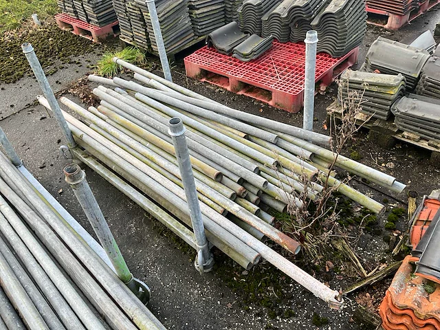 Steigerbuis 1-2,5 mtr - ø 48,3 mm - steigers (ca. 40 stuks) - afbeelding 1 van  7