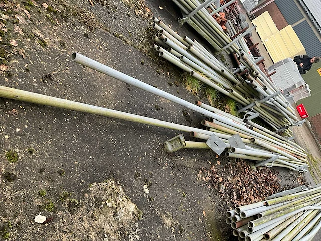 Steigerbuis 6 mtr - ø 48,3 mm - steigers (ca. 25stuks) - afbeelding 5 van  7