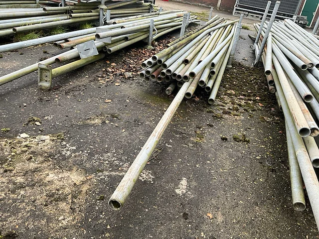 Steigerbuis 6 mtr - ø 48,3 mm - steigers (ca. 30stuks) - afbeelding 4 van  6