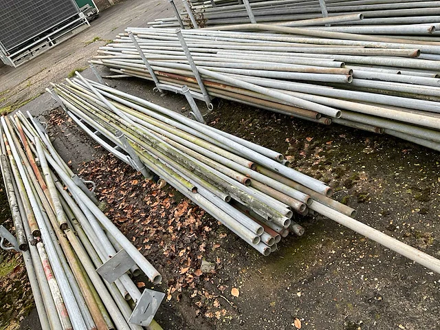Steigerbuis 6 mtr - ø 48,3 mm - steigers (ca. 30stuks) - afbeelding 6 van  6