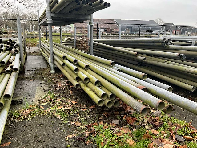 Steigerbuis 6 mtr - ø 48,3 mm - steigers (ca. 50stuks) - afbeelding 1 van  7
