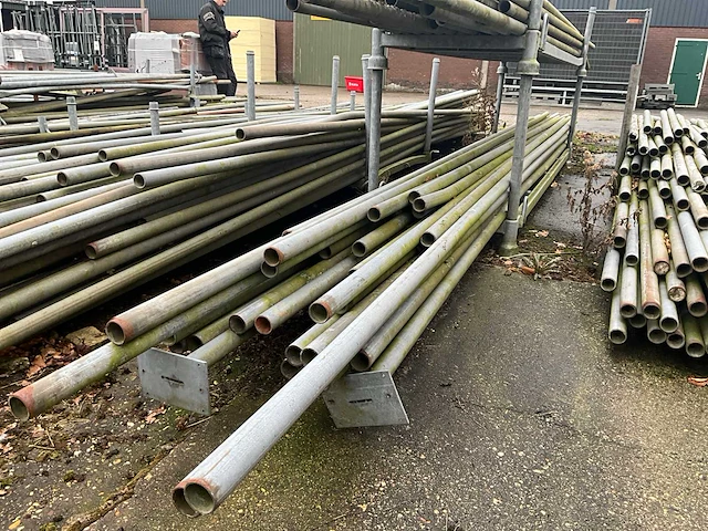 Steigerbuis 6 mtr - ø 48,3 mm - steigers (ca. 50stuks) - afbeelding 3 van  7