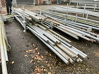 Steigerbuis 6 mtr - ø 48,3 mm - steigers (ca. 80 stuks) - afbeelding 1 van  6