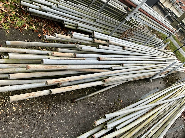Steigerbuis 6 mtr - ø 48,3 mm - steigers (ca. 80stuks) - afbeelding 3 van  7