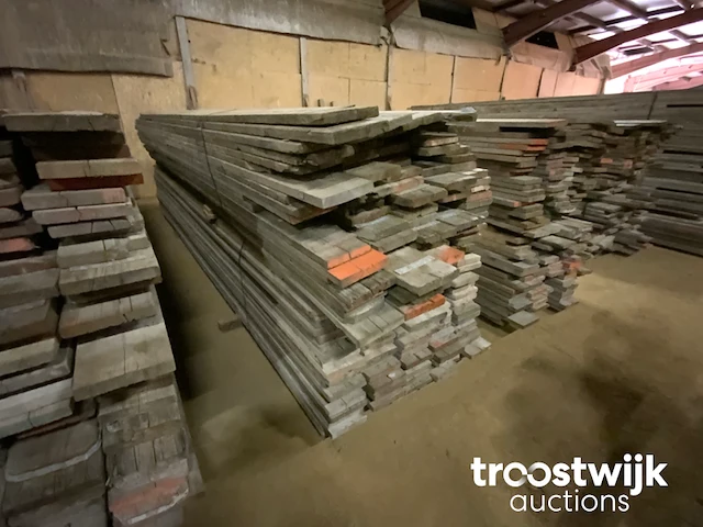 Steigerhout planken - afbeelding 2 van  4