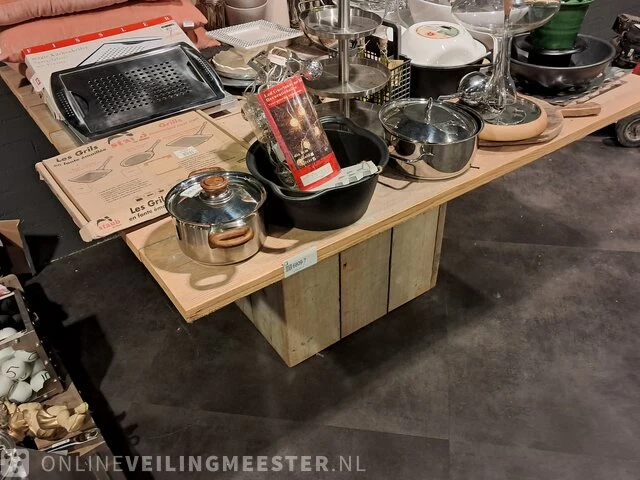 Steigerhouten tafel - afbeelding 2 van  6