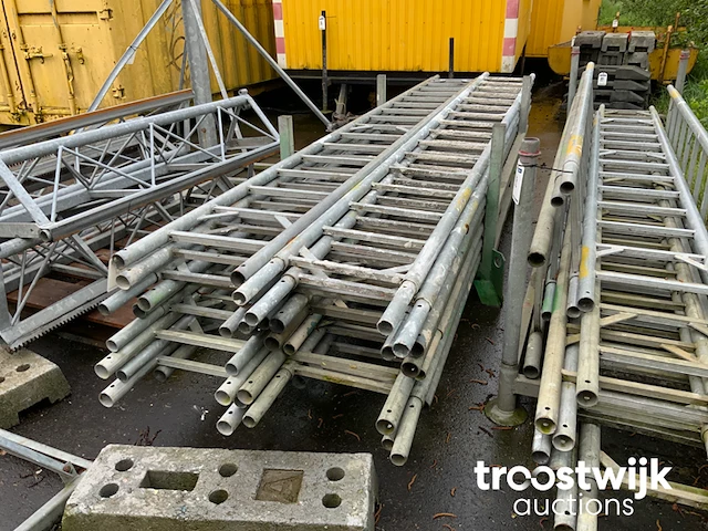 Steigerladders - afbeelding 1 van  4