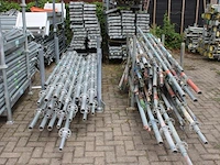 Steigermaterialen rix in 25 stapelbare bokken, 4 bakken en op 2 pallets - afbeelding 4 van  13