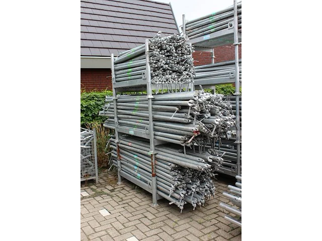 Steigermaterialen rix in 25 stapelbare bokken, 4 bakken en op 2 pallets - afbeelding 10 van  13